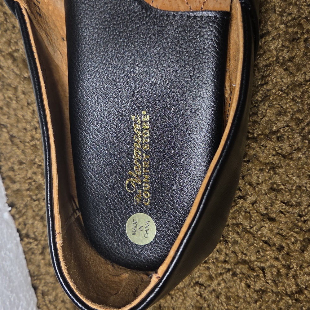 The Vermont Country Store | Men's Leather Slippers | 12M - Picture 2 of 5